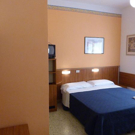 Hotel Bologna San Benedetto del Tronto Ngoại thất bức ảnh