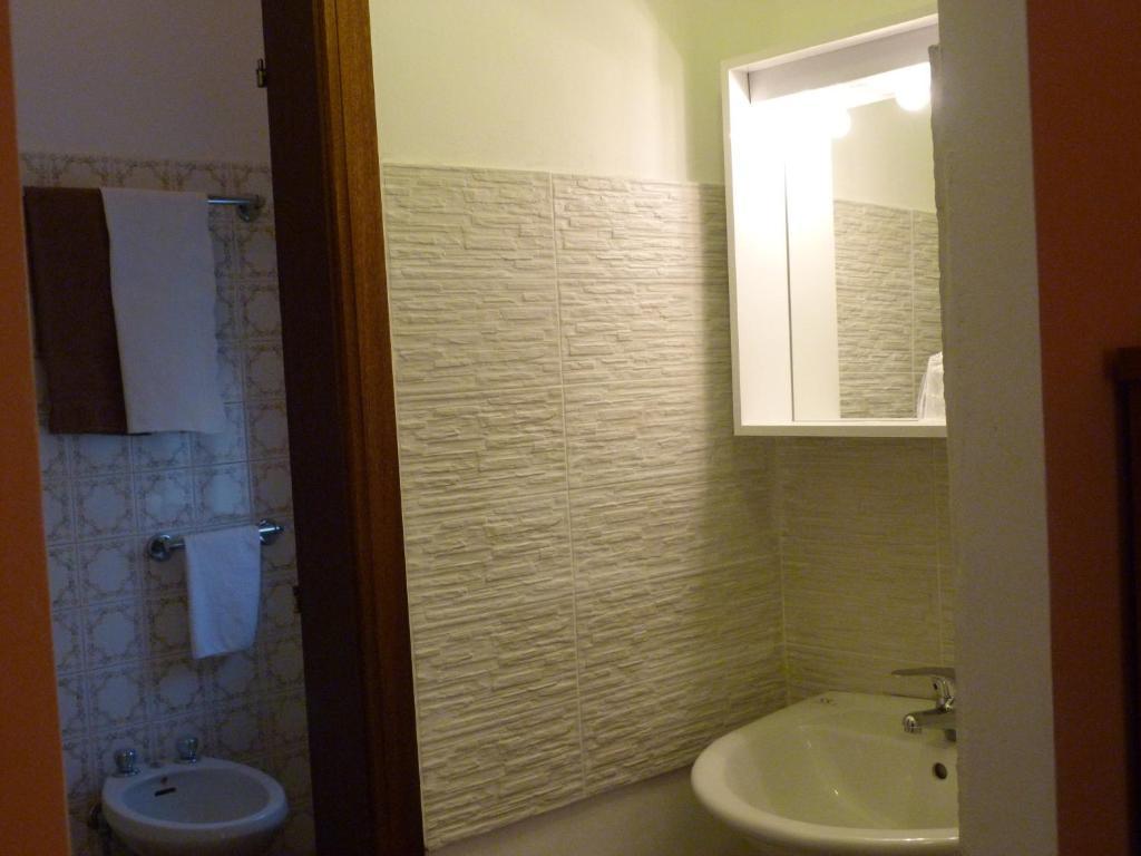 Hotel Bologna San Benedetto del Tronto Phòng bức ảnh