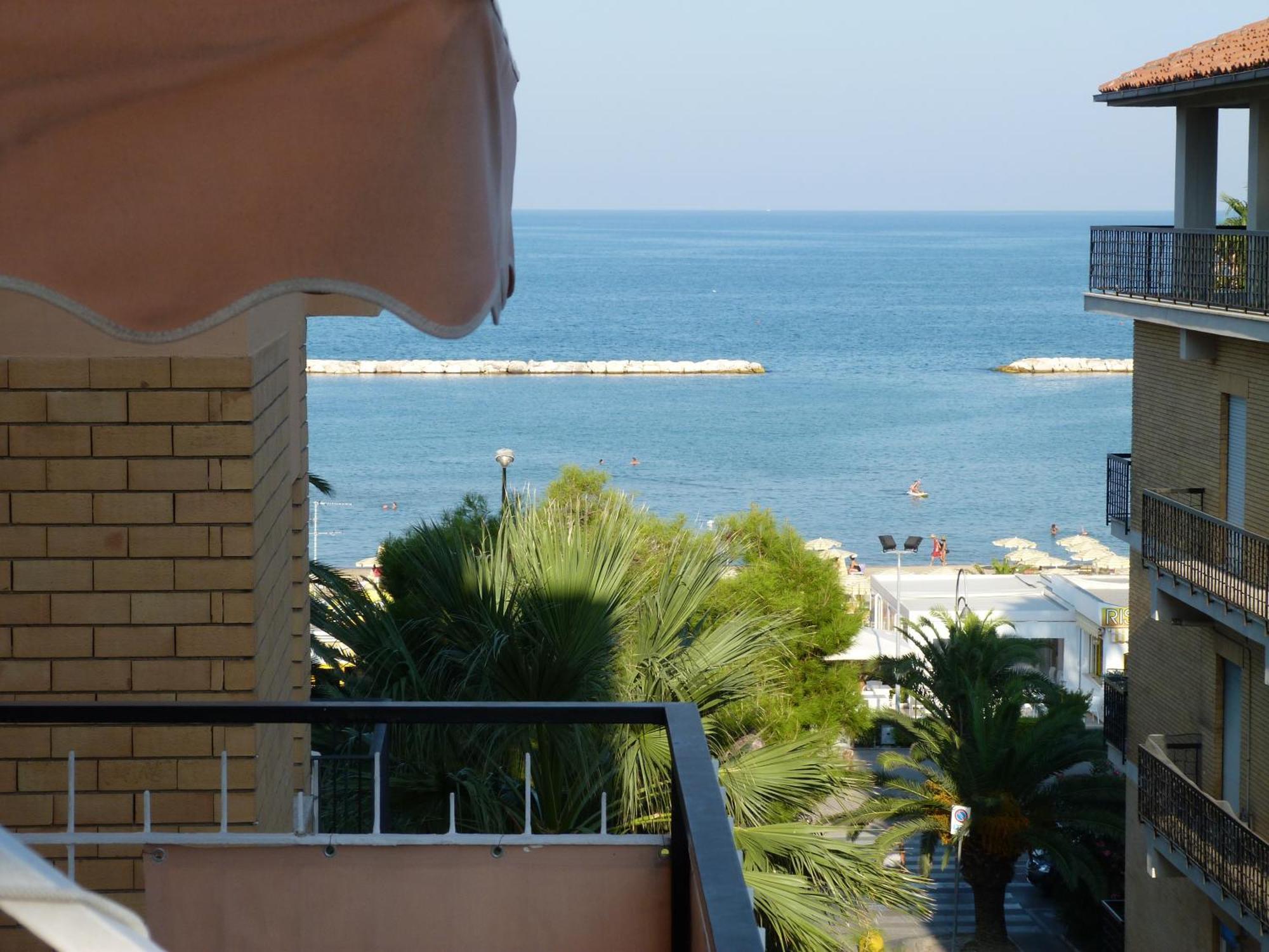 Hotel Bologna San Benedetto del Tronto Ngoại thất bức ảnh